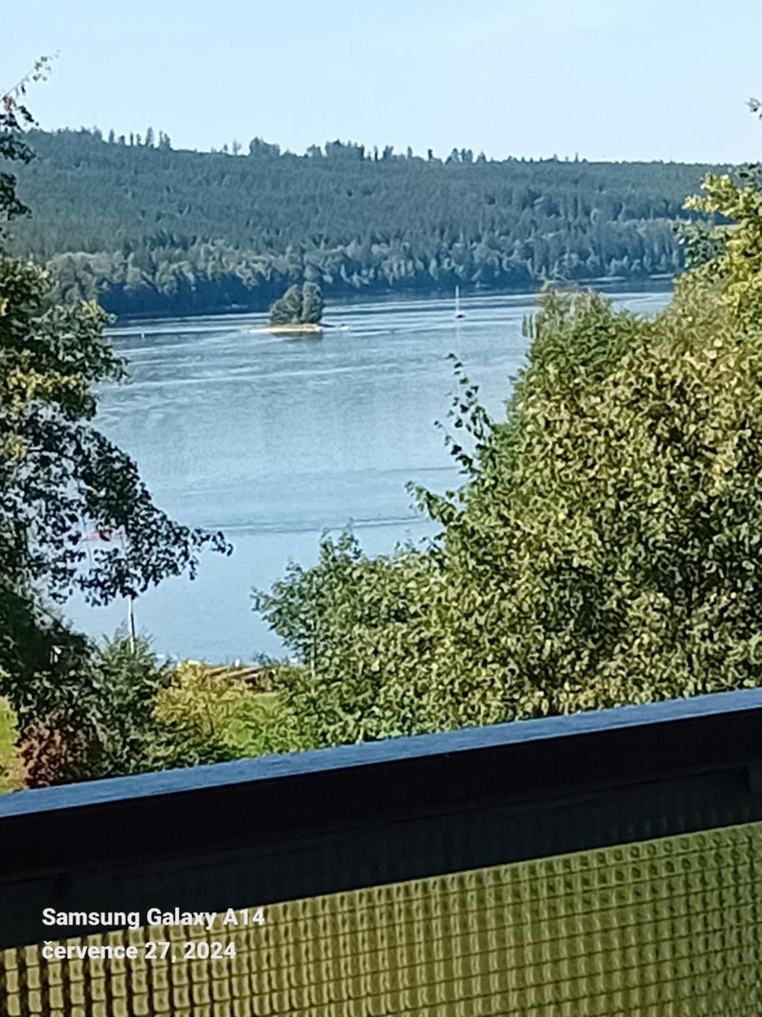 Apartman Lipno A12 Lipno nad Vltavou Exteriör bild